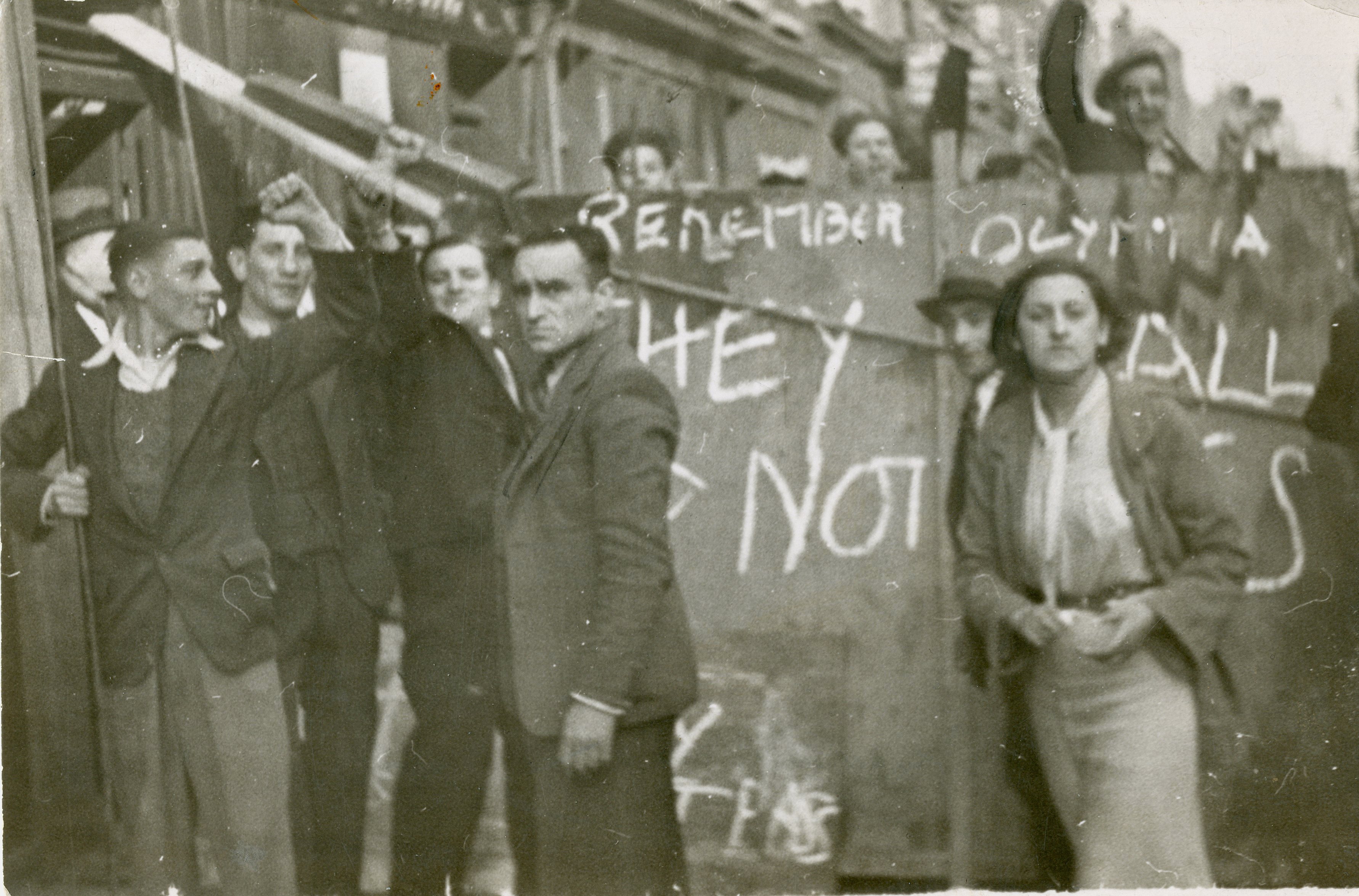 Londoni Memoirs: A Photographic and Audio-Visual Exhibition